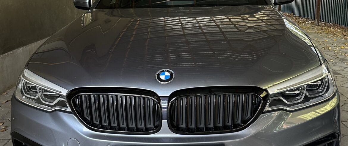 BMW 520 M Антихромрешетка радиатора покраска вчерный глянец