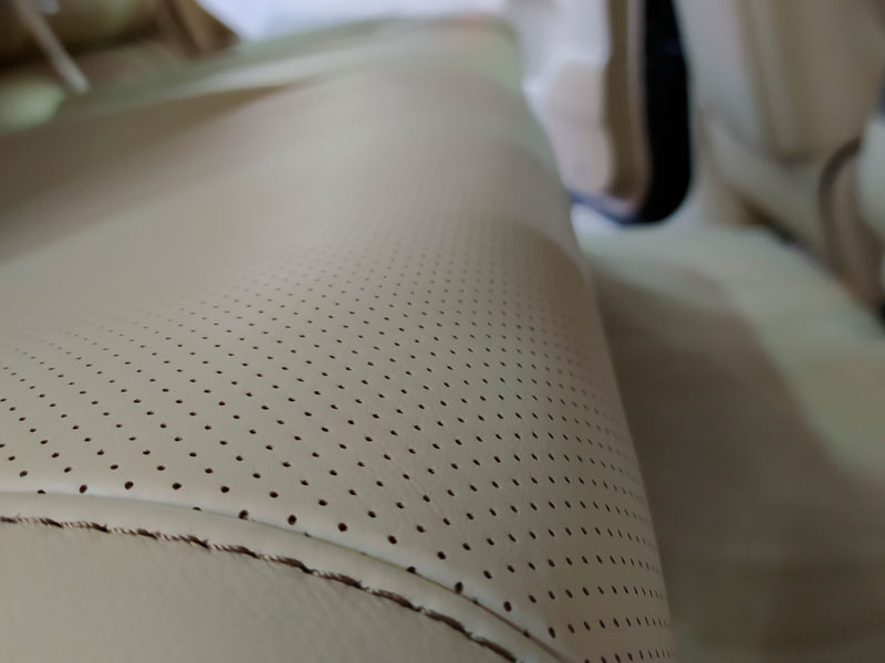 химчистка-кожаного-салона-авто