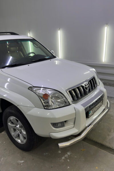 Покраска авто PRADO 120 полная покраска кузова в Алматы трехслойка белый жемчуг.