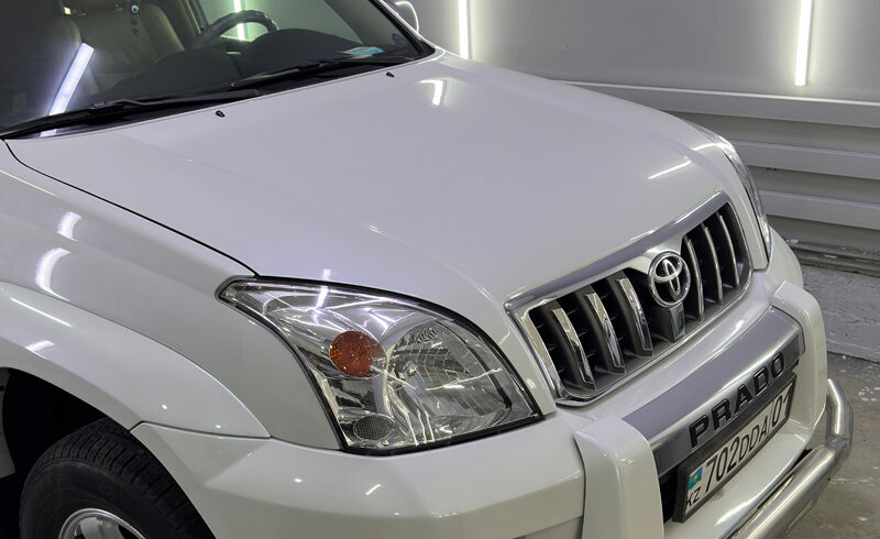 Покраска авто PRADO 120 полная покраска кузова в Алматы трехслойка белый жемчуг.